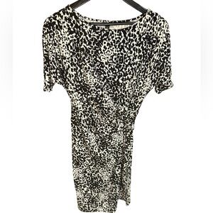 Ann Taylor Small Office Animal Print Ruched Dress Black White Short Sleeve
